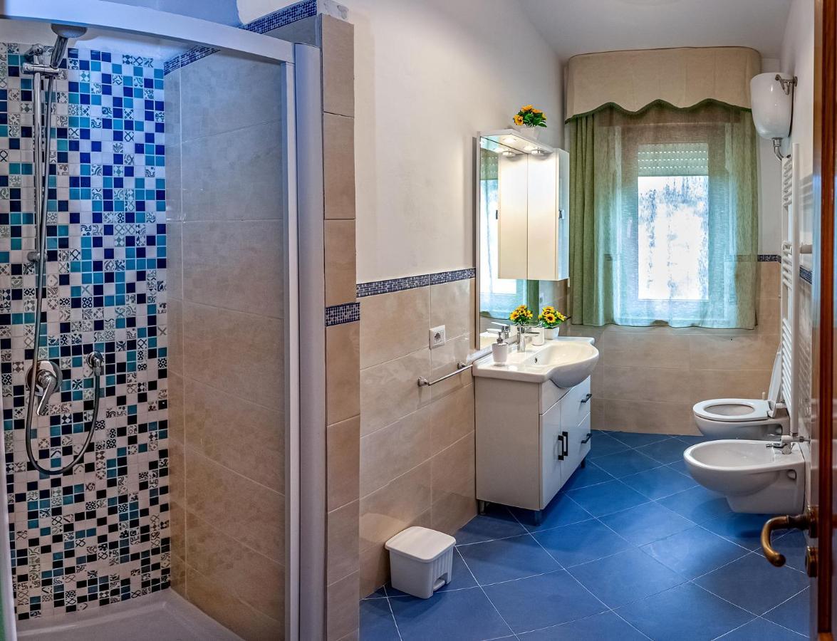 Il Tiglio Holiday Home - De Vivo Realty ماسّا لوبْرينسِ المظهر الخارجي الصورة