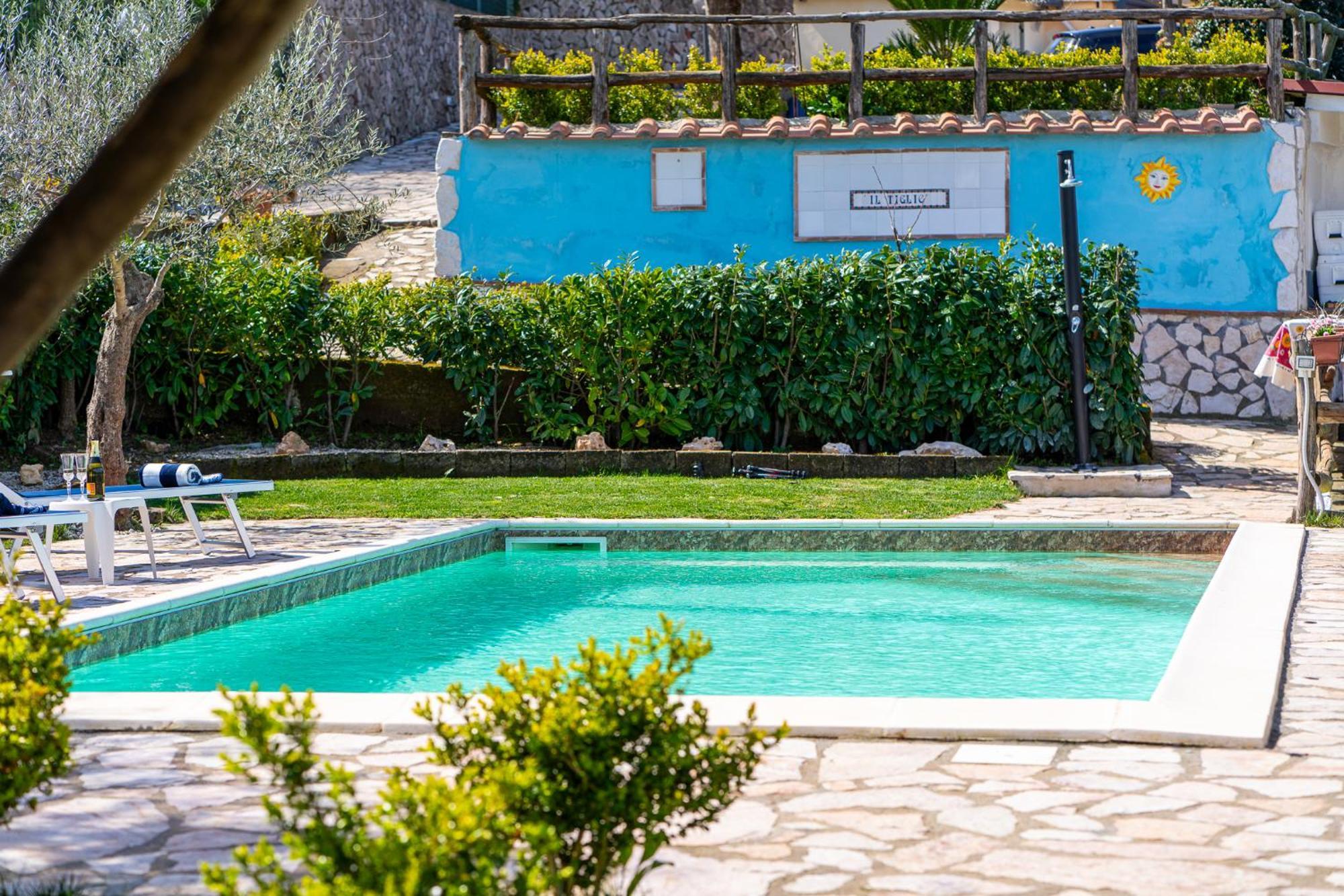 Il Tiglio Holiday Home - De Vivo Realty ماسّا لوبْرينسِ المظهر الخارجي الصورة