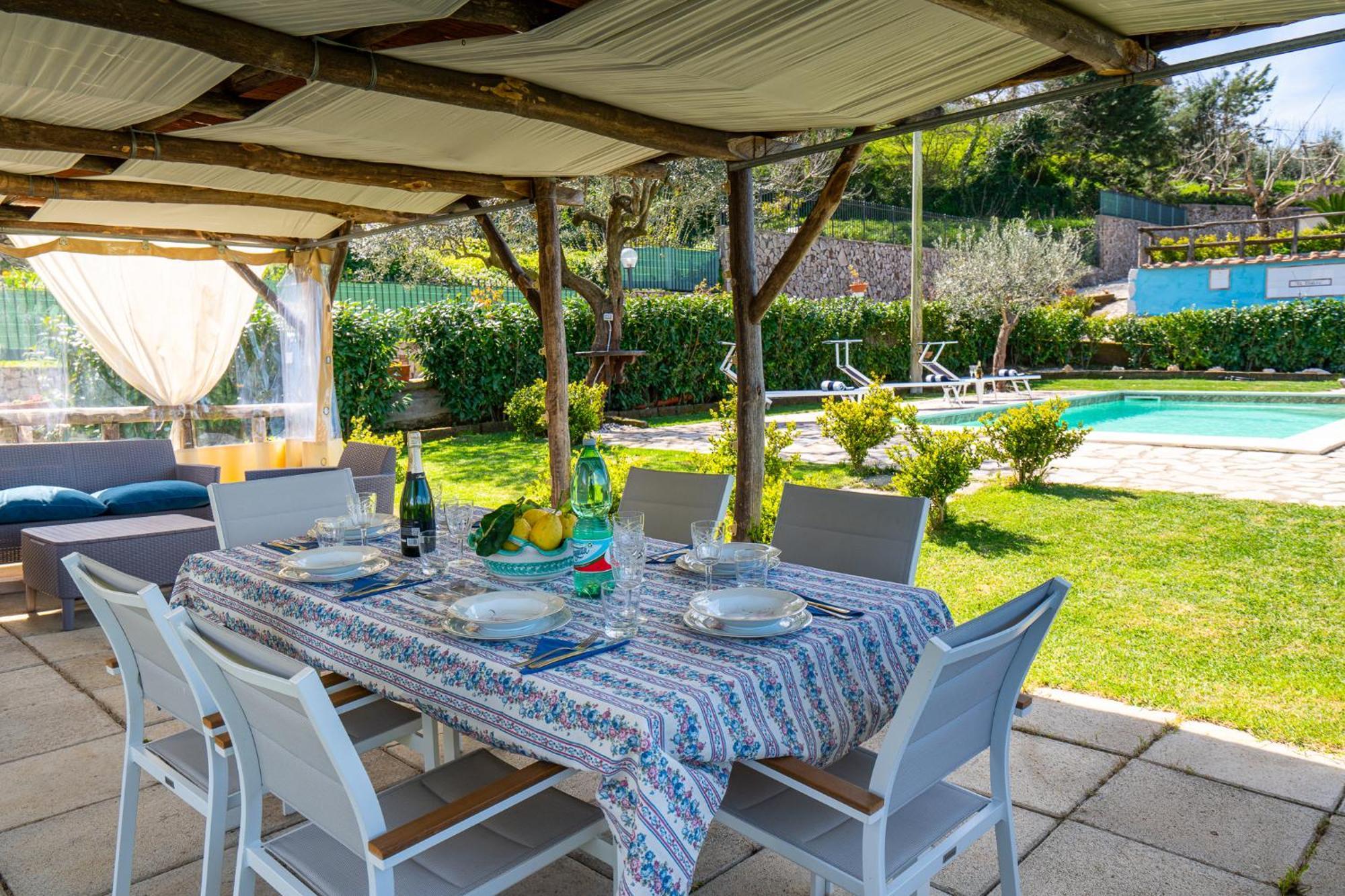 Il Tiglio Holiday Home - De Vivo Realty ماسّا لوبْرينسِ المظهر الخارجي الصورة